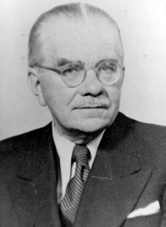 Portrait: Maximilian von Hagen