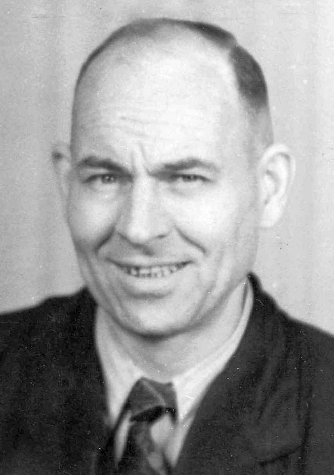 Portrait: Ernst Schneider
