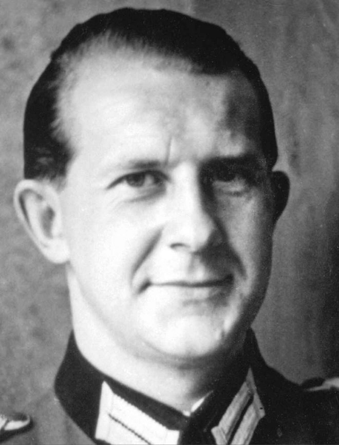 Portrait: Wilhelm Kuebart