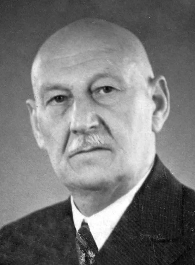 Portrait: Arthur Rosenberg