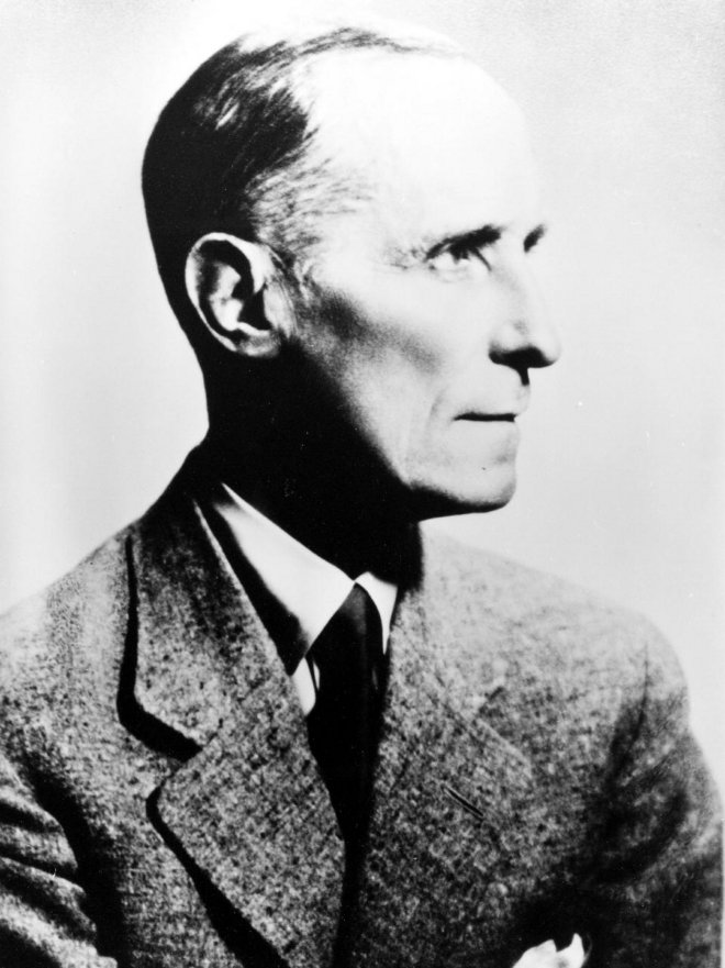 Portrait: Ulrich Freiherr von Sell
